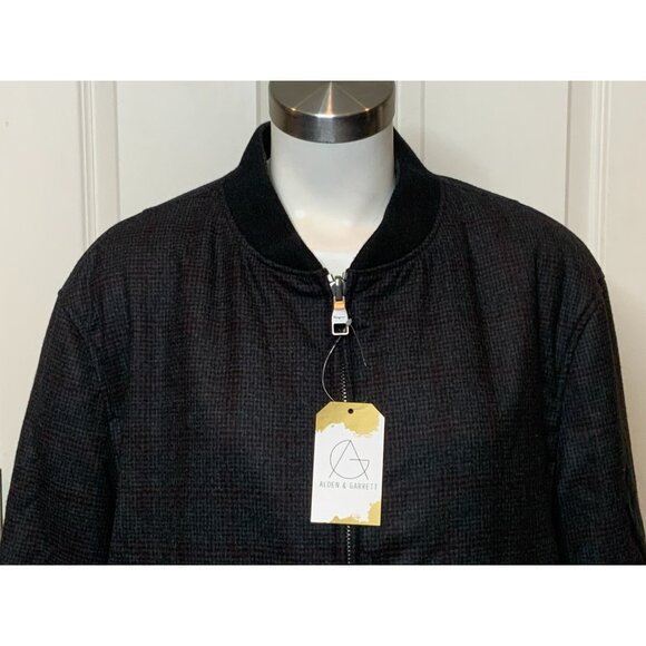 Salvatore Ferragamo Men's Gray Check & Green Reversible Bomber Coat, Size 50 - Picture 2 of 13